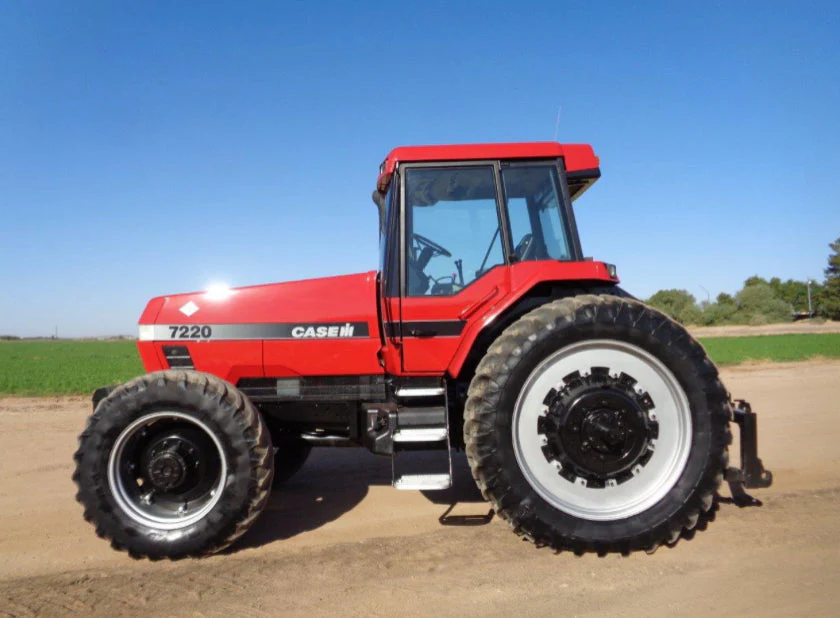 #DD2229 - Case IH 7220 MFWD Tractor - AZ - Image 3